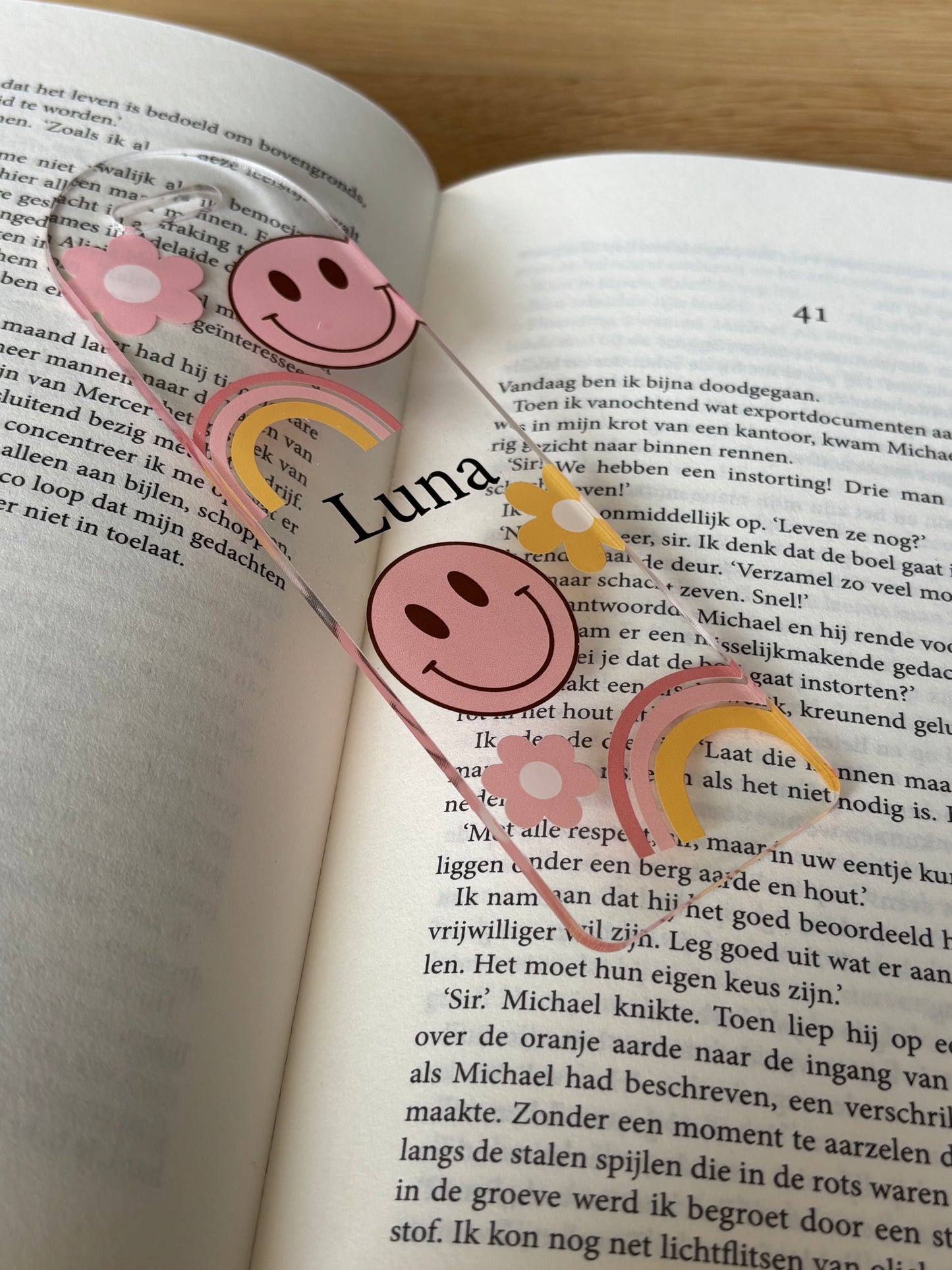 Boekenlegger met naam smiley