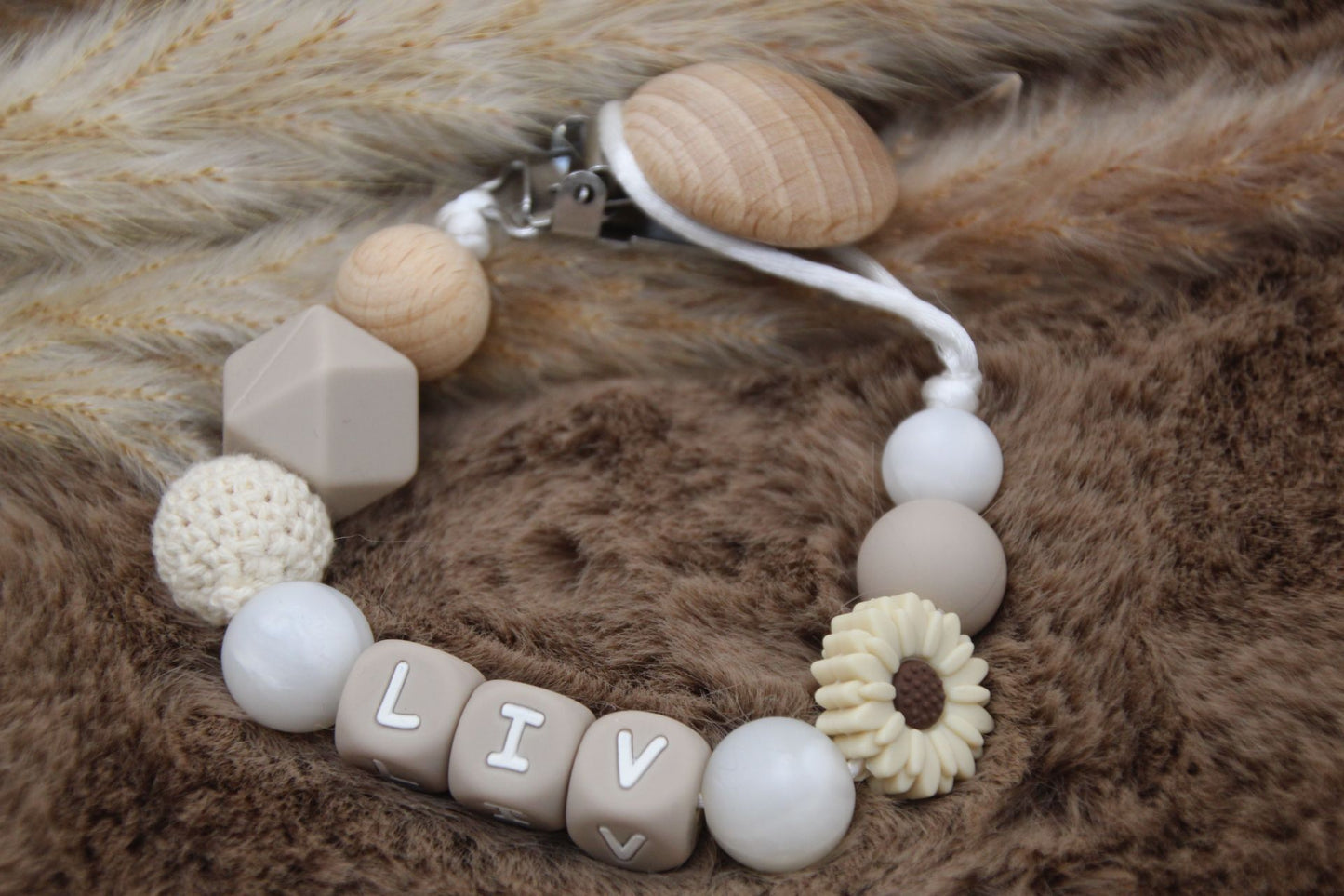 Speenkoord met naam beige